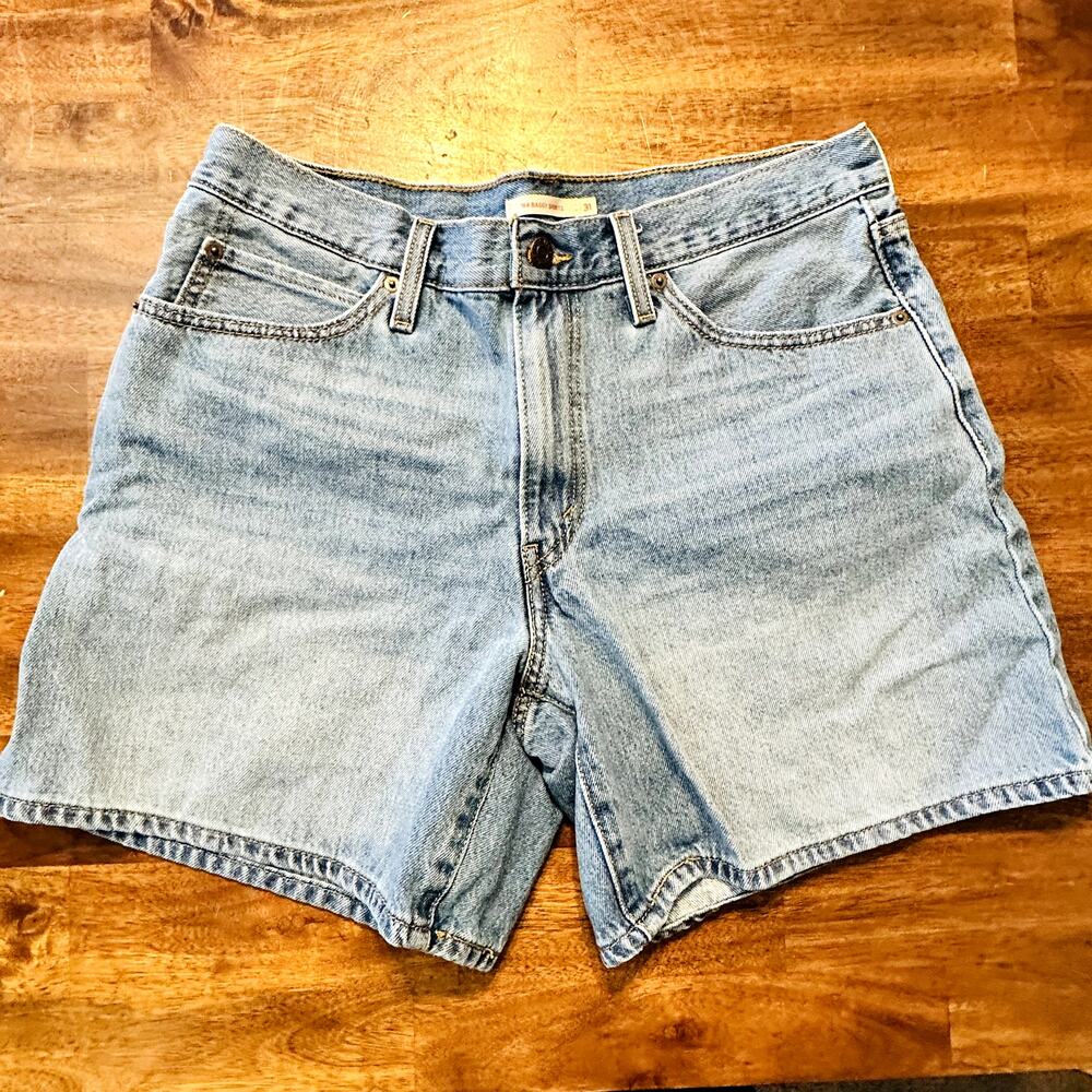 Levi's Jean Shorts '94 Women's Size 31 Medium Baggy Shorts 5 Pocket Button Close
